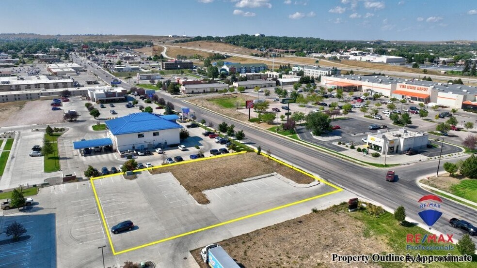 1116 E Boxelder Rd, Gillette, WY à vendre - Photo du bâtiment - Image 2 de 23