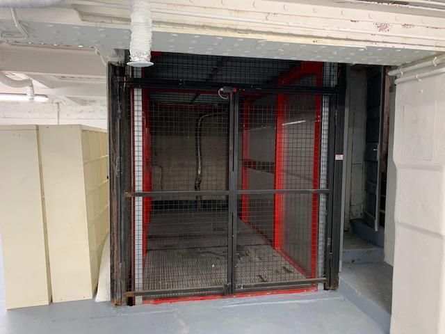 Industrial in Paris for lease - Building Photo - Image 3 of 11