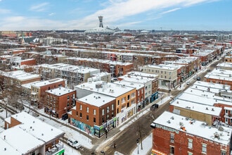 3527 Rue Ontario E E, Montréal, QC - Aerial map view