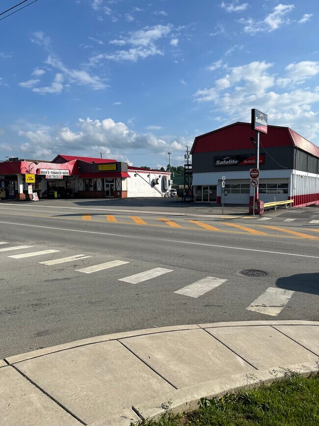 More details for 855 Jefferson Ave, Washington, PA - Retail for Sale