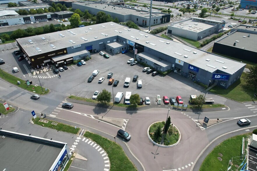 55 Rue Du Commerce, Cormontreuil for lease - Aerial - Image 1 of 5