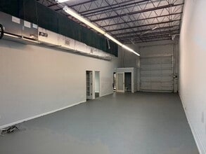 337-379 SW 13th Ave, Pompano Beach, FL for lease Interior Photo- Image 2 of 5