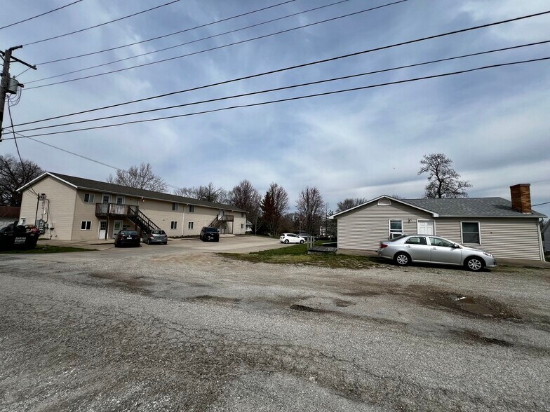 601-605 W Orchard St, Macomb, IL for sale - Building Photo - Image 2 of 25