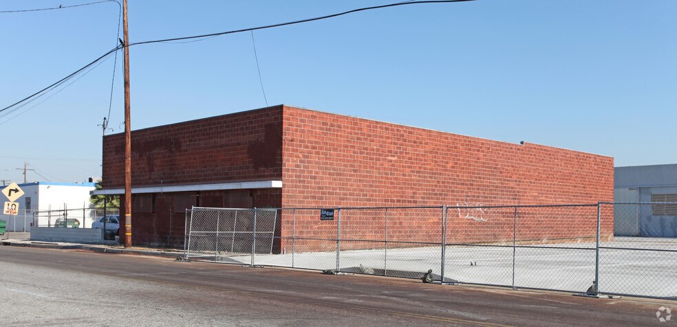 7121 Sycamore St, Commerce, CA à louer - Photo du bâtiment - Image 3 de 3