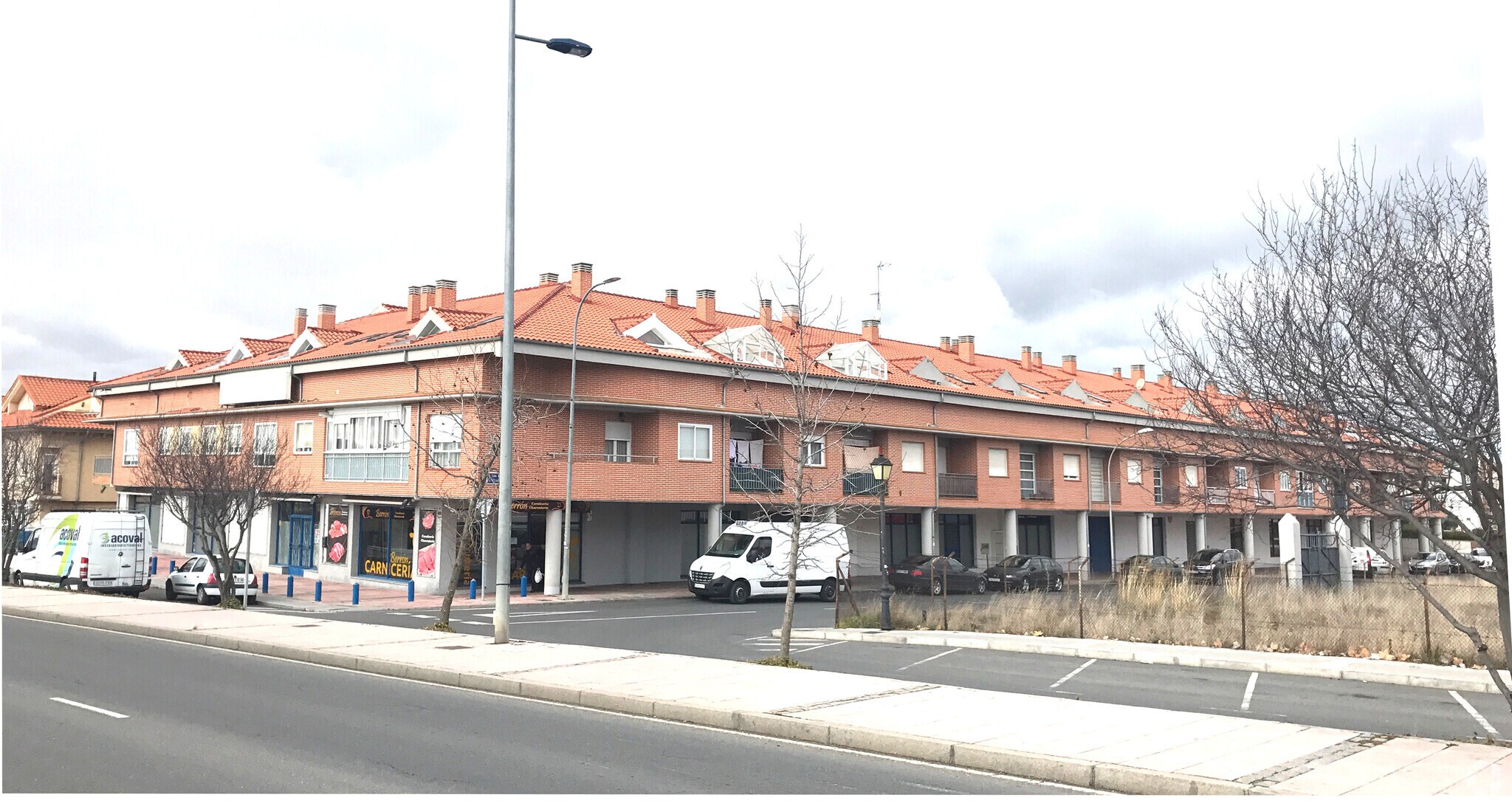 Calle del Río Duero, 1, Ávila, Ávila for lease Primary Photo- Image 1 of 3