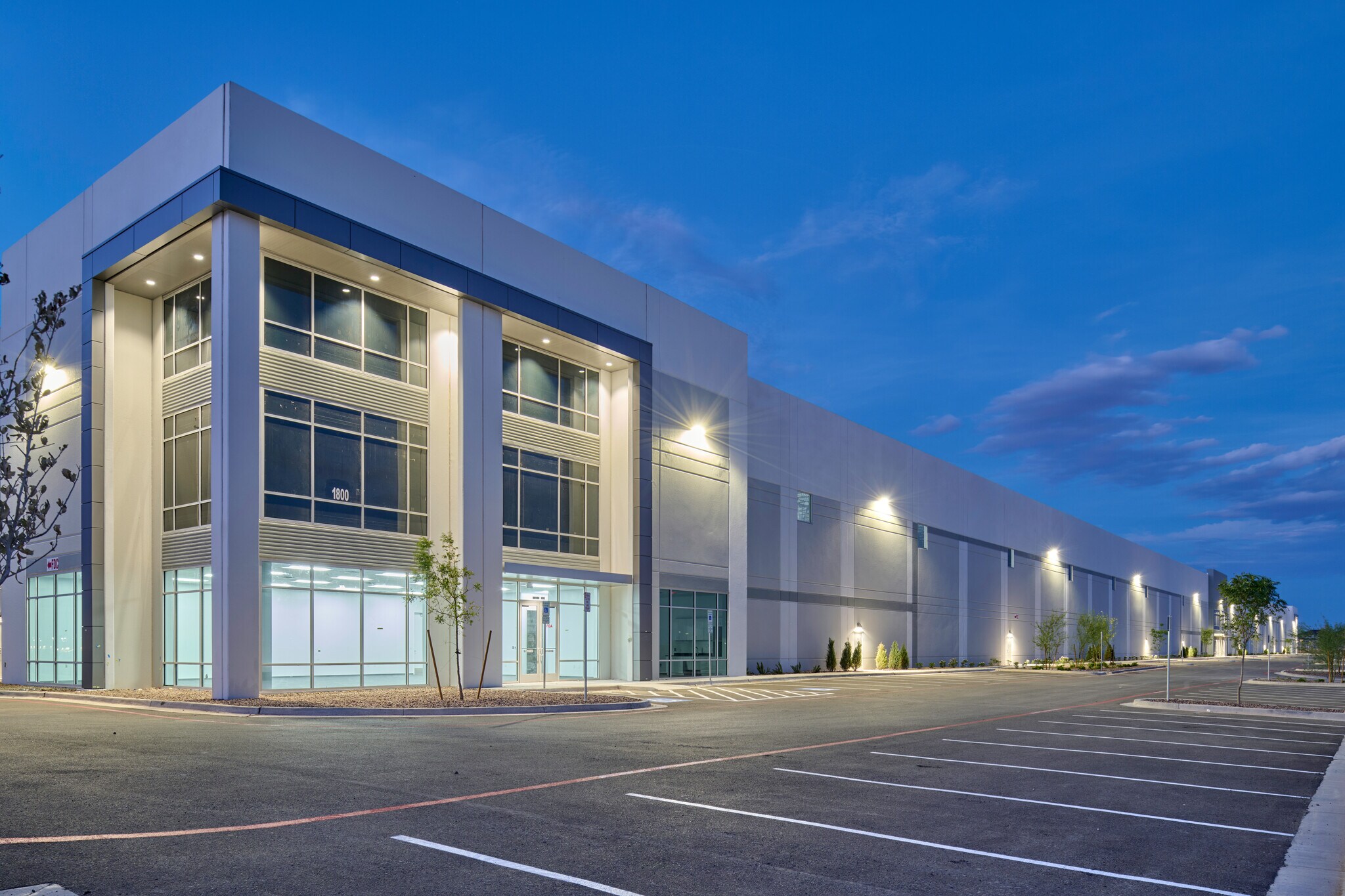 Joe Battle, El Paso, TX à louer Photo du bâtiment- Image 1 de 4