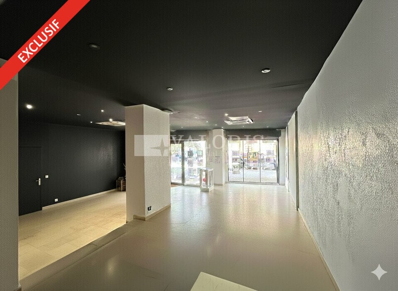 73 Rue Pierre Morin, Villefranche-sur-Saône à louer - Hall d’entrée - Image 3 de 11