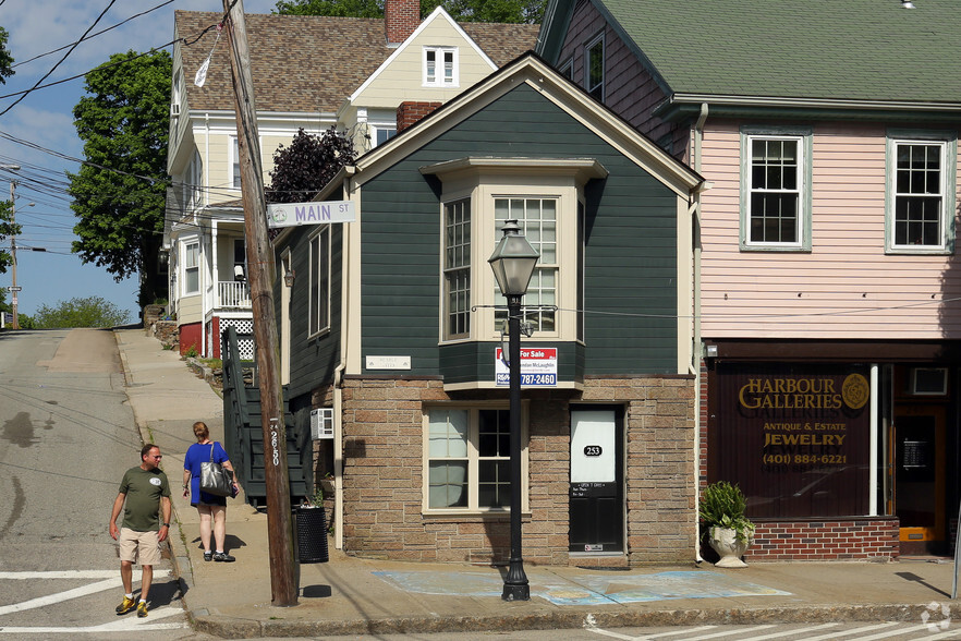 253 Main St, East Greenwich, RI for sale - Primary Photo - Image 1 of 1