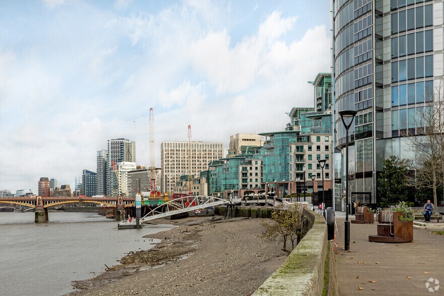 St. George Wharf, Londres à vendre - Photo du bâtiment - Image 3 de 8
