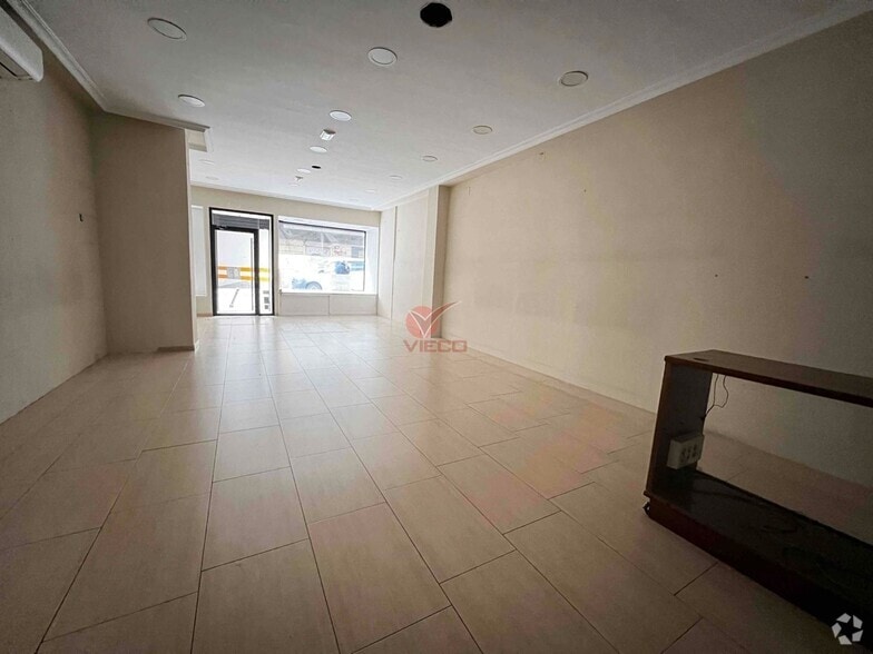 Retail in Cuenca, Cuenca for lease - Interior Photo - Image 1 of 1