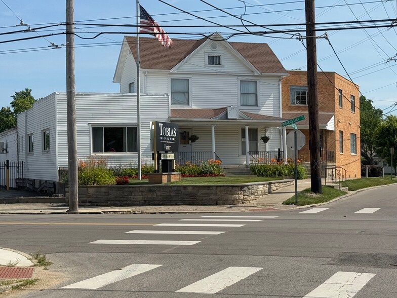 648 Watervliet Ave, Dayton, OH à vendre - Photo du bâtiment - Image 1 de 8