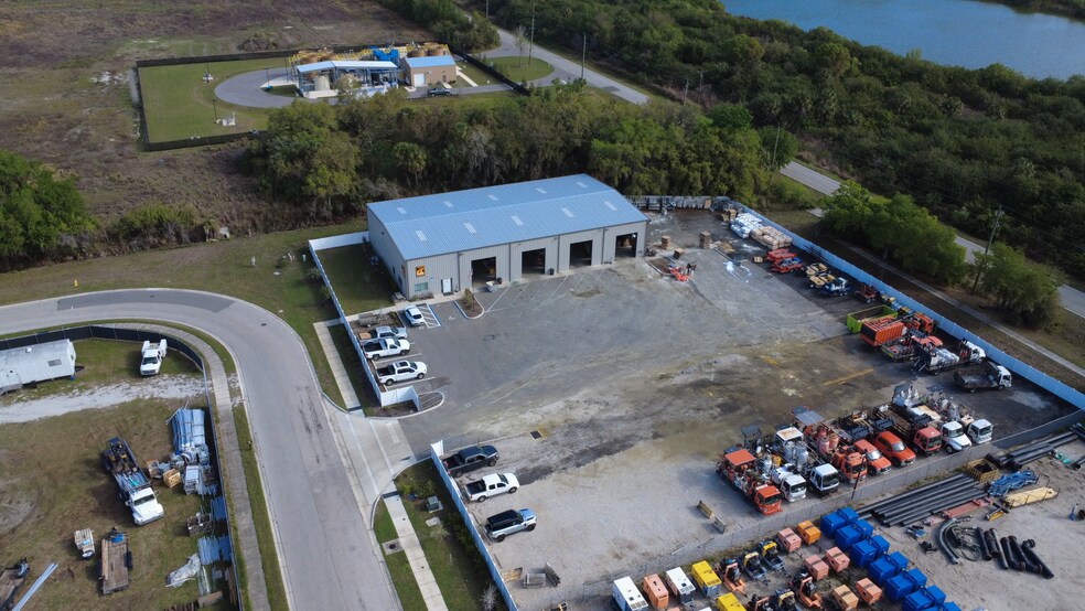 11524 31st Ter E, Palmetto, FL à vendre - Photo du bâtiment - Image 1 de 17