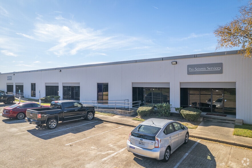 5201-5227 Langfield Rd, Houston, TX for lease - Building Photo - Image 2 of 2