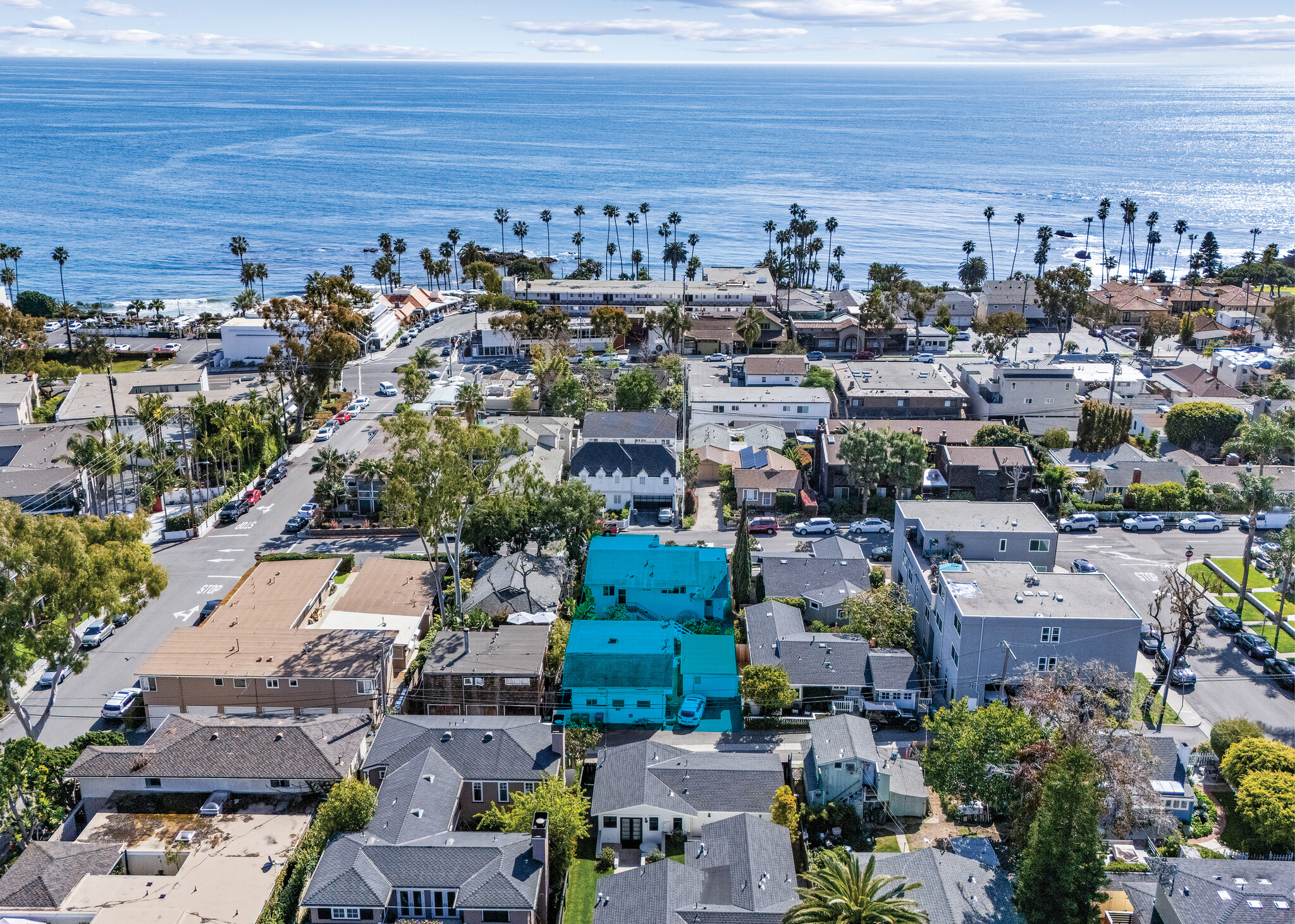 322 Cypress Dr, Laguna Beach, CA à vendre Photo du bâtiment- Image 1 de 1