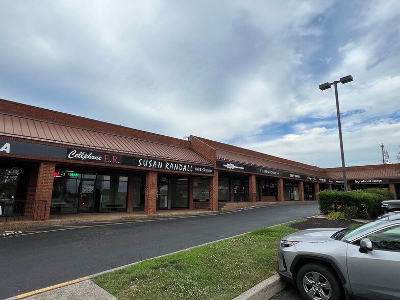 7648 Highway 70 S, Nashville, TN à louer - Photo principale - Image 1 de 4