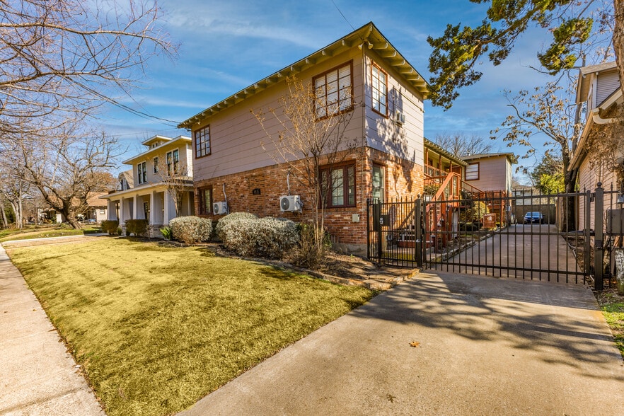 4818 Junius St, Dallas, TX à vendre - Photo du bâtiment - Image 1 de 5