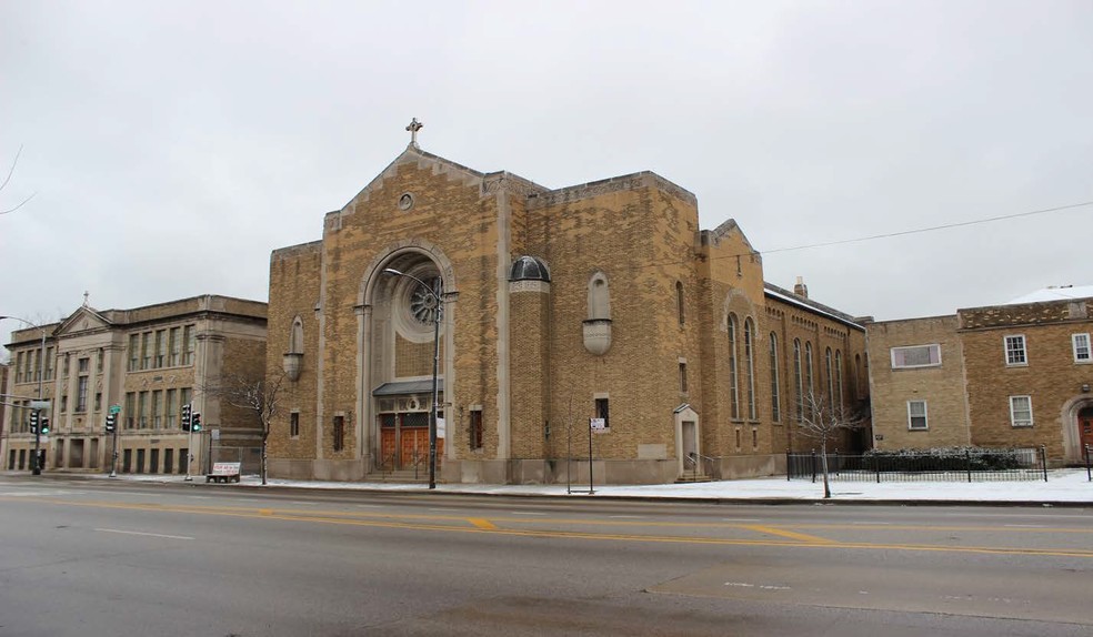 5035-5057 W North Ave, Chicago, IL for sale - Primary Photo - Image 1 of 1