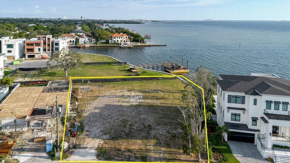5102 W Longfellow Ave, Tampa, FL for sale - Building Photo - Image 3 of 48