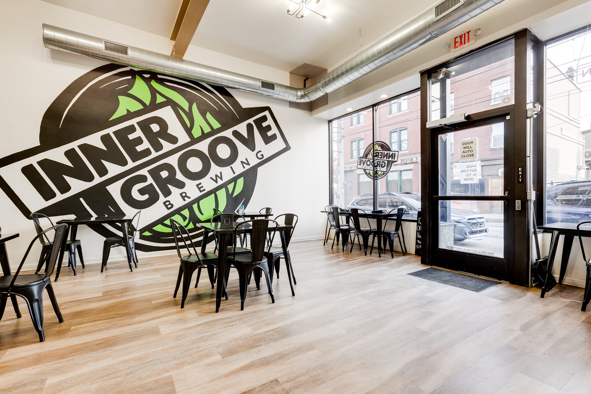 827 E Warrington Ave, Pittsburgh, PA à louer Photo principale- Image 1 de 41