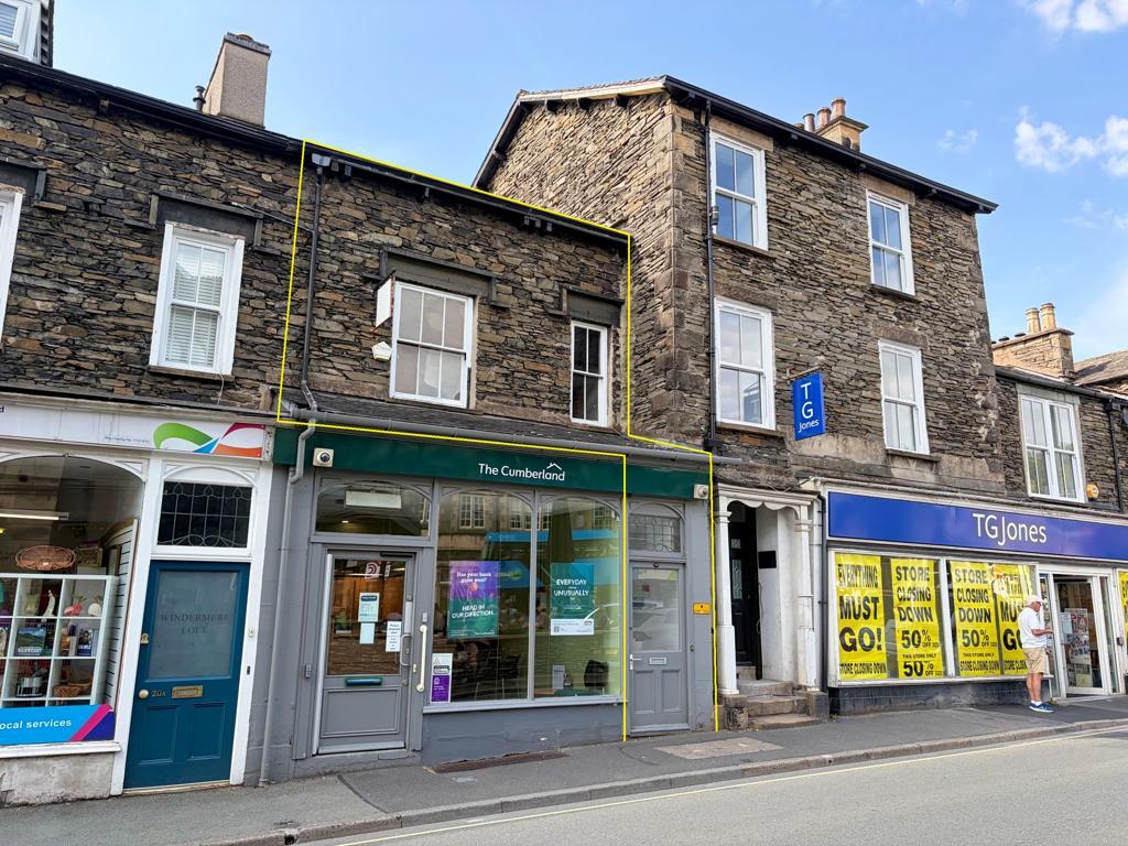 18 Main Rd, Windermere for lease Building Photo- Image 1 of 4