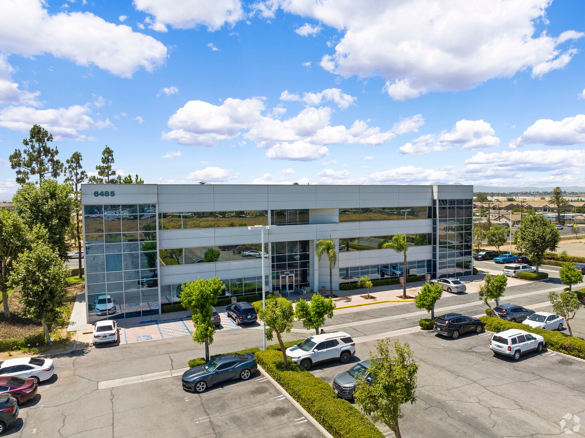 6485 Day St, Riverside, CA for lease Primary Photo- Image 1 of 6