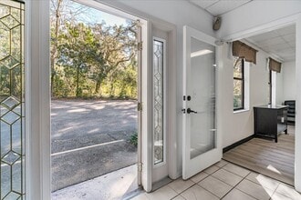 7733 W Newberry Rd, Gainesville, FL for lease Building Photo- Image 2 of 34