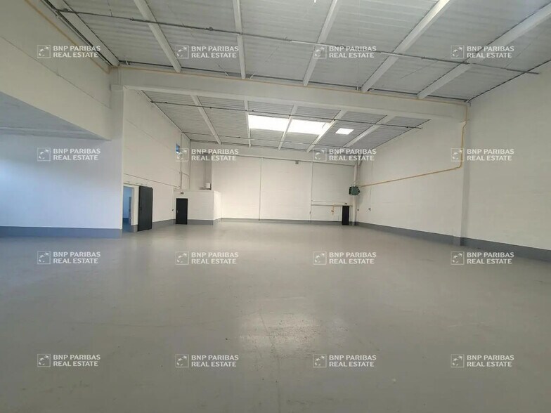 Flex in Bonneuil-sur-Marne for lease - Interior Photo - Image 2 of 2