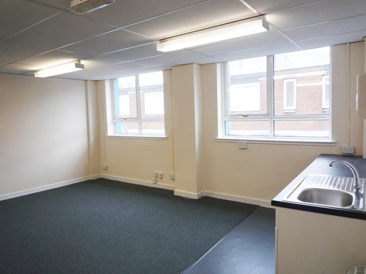 Burntbroom St, Glasgow for lease - Interior Photo - Image 3 of 10