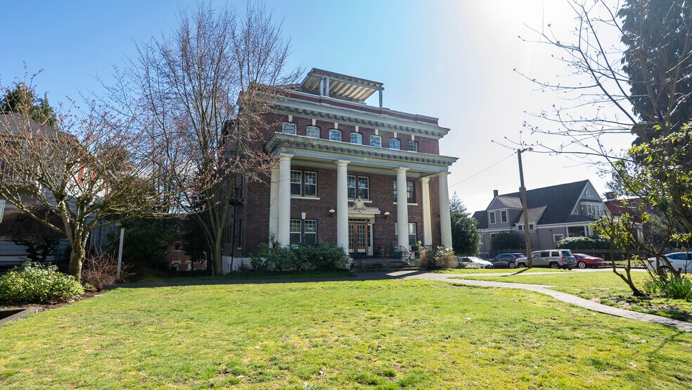 423 S G St, Tacoma, WA à vendre - Photo du bâtiment - Image 3 de 44