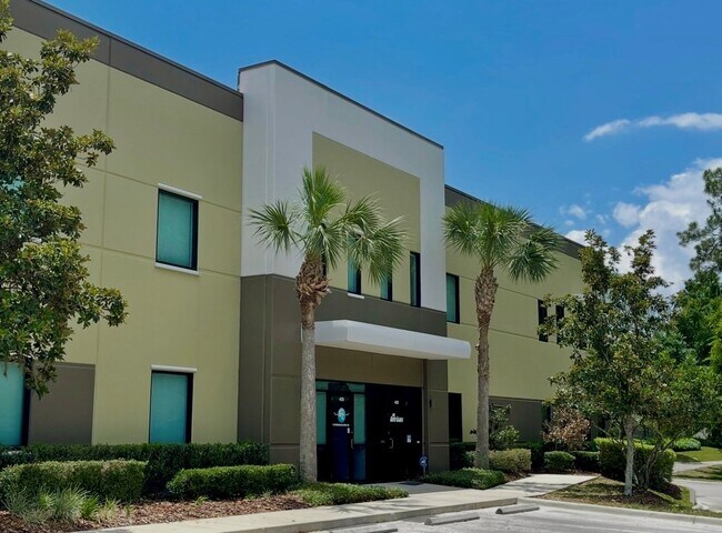 More details for 640 Brooker Creek Blvd, Oldsmar, FL - Flex for Lease