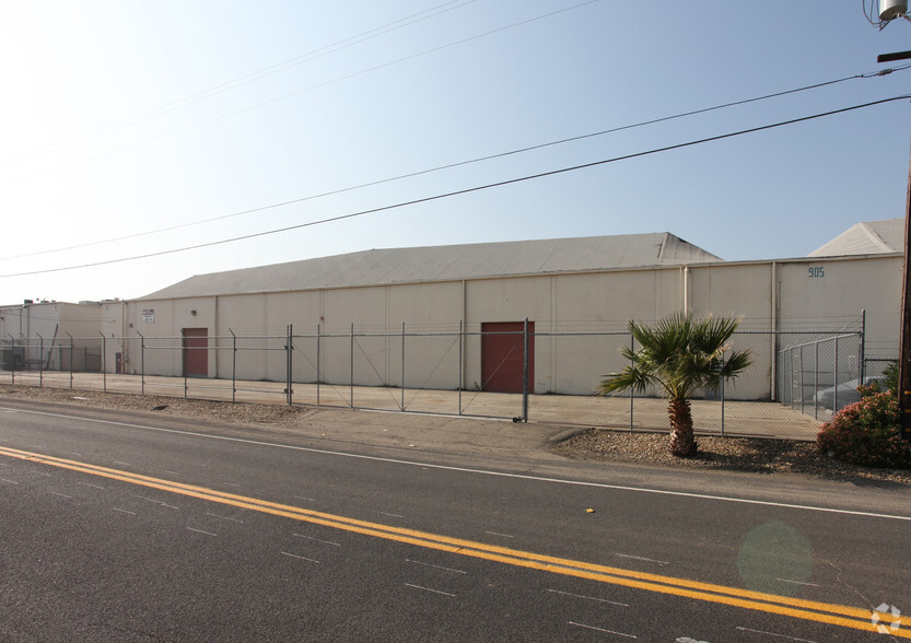 901-907 Stokes Ave, Stockton, CA for sale - Primary Photo - Image 1 of 1