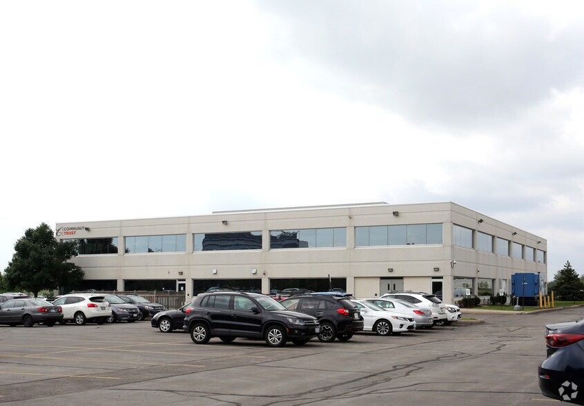 2350 Matheson Blvd E, Mississauga, ON à vendre - Photo du bâtiment - Image 2 de 2
