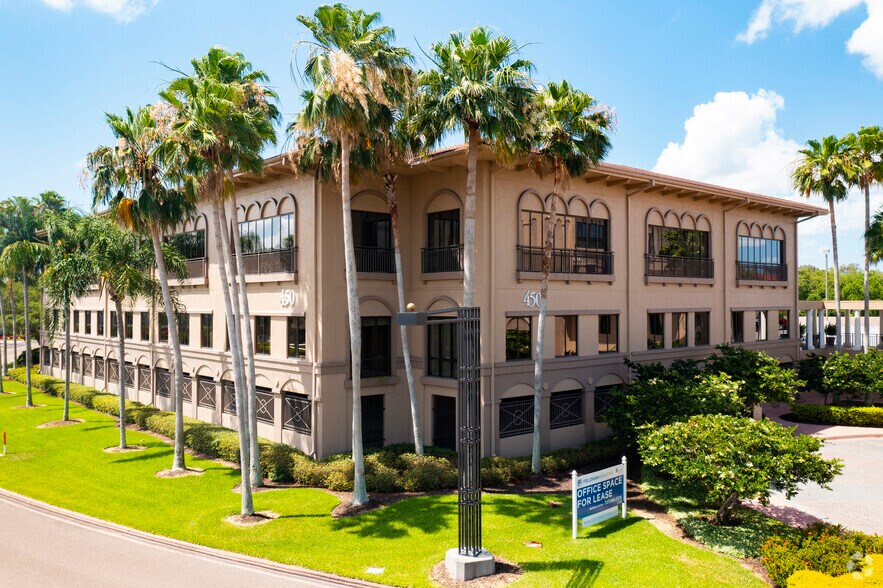 450 Carillon Pky, Saint Petersburg, FL à louer - Photo du bâtiment - Image 2 de 7