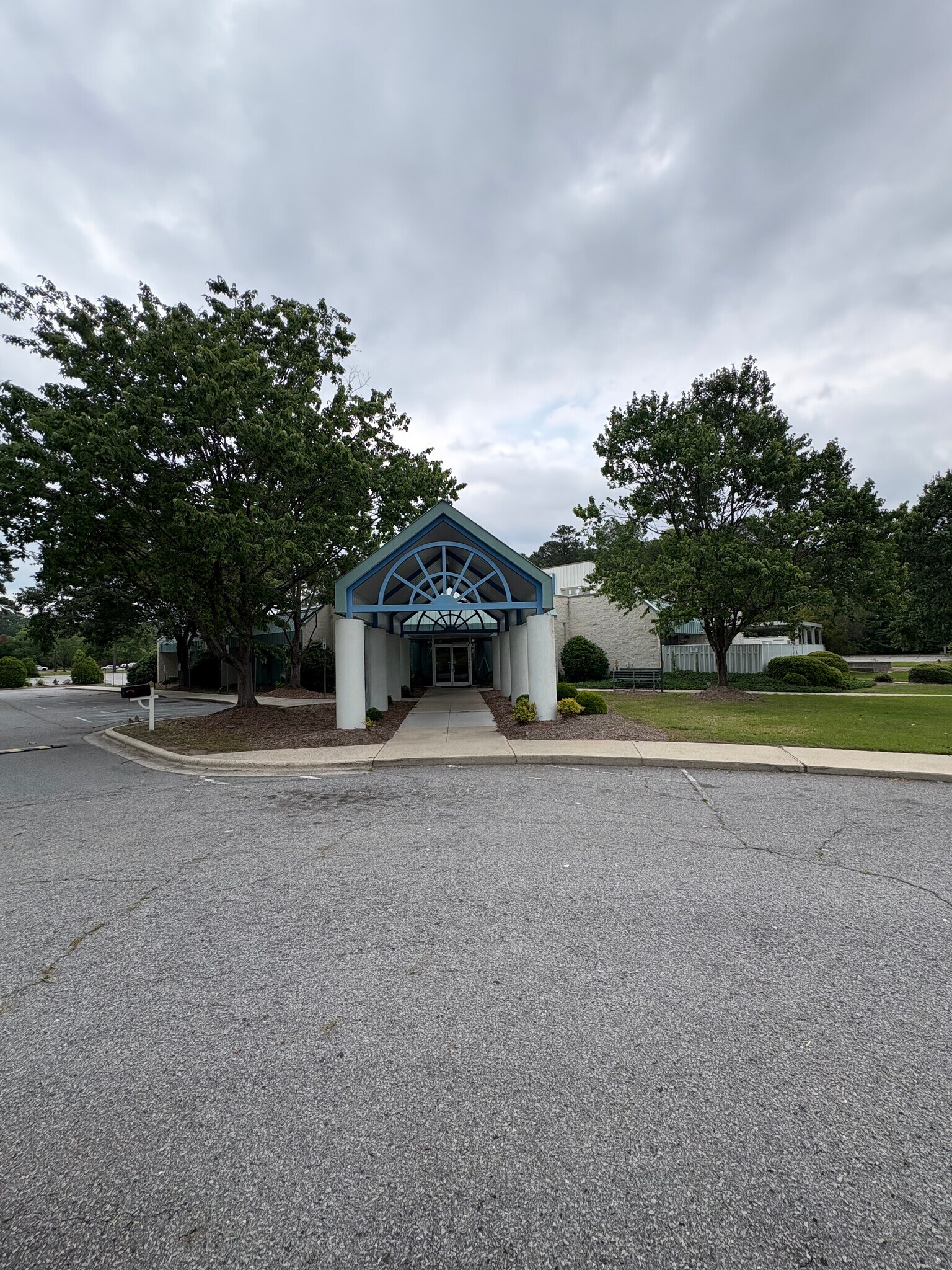 1130 Sugg Pky, Greenville, NC à louer Photo du bâtiment- Image 1 de 45