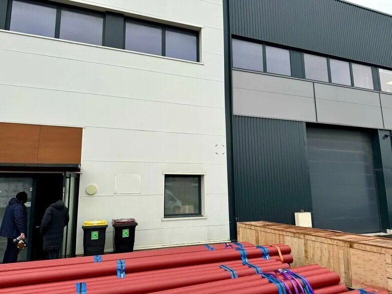 4 Rue Magnier-Bédu, Groslay for lease - Building Photo - Image 3 of 9