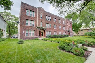 More details for 3313-3319 W Wells St, Milwaukee, WI - Multifamily for Sale