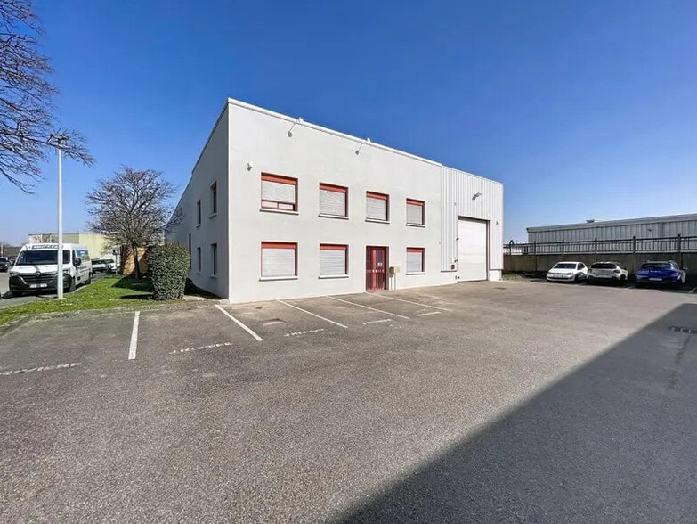 5 Allée Des Erables, Vénissieux for lease - Building Photo - Image 3 of 16