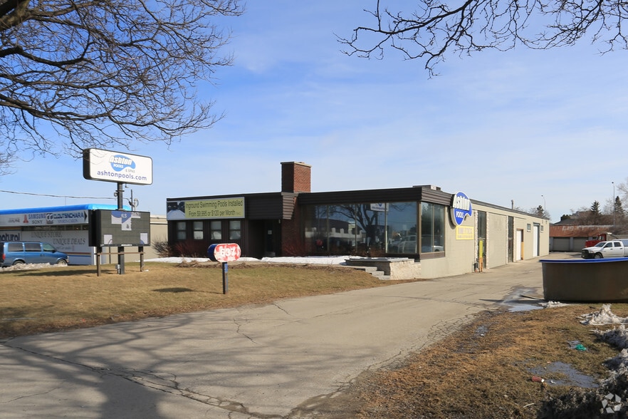 637 Victoria St N, Kitchener, ON à vendre - Photo principale - Image 1 de 1