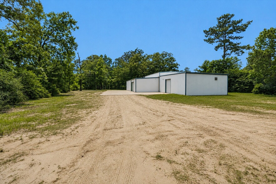11003 Willis Waukegan Rd, Conroe, TX à vendre - Photo du bâtiment - Image 3 de 24