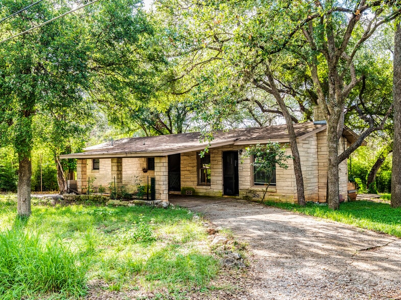 1001 Hillyer St, San Marcos, TX for sale - Primary Photo - Image 1 of 1