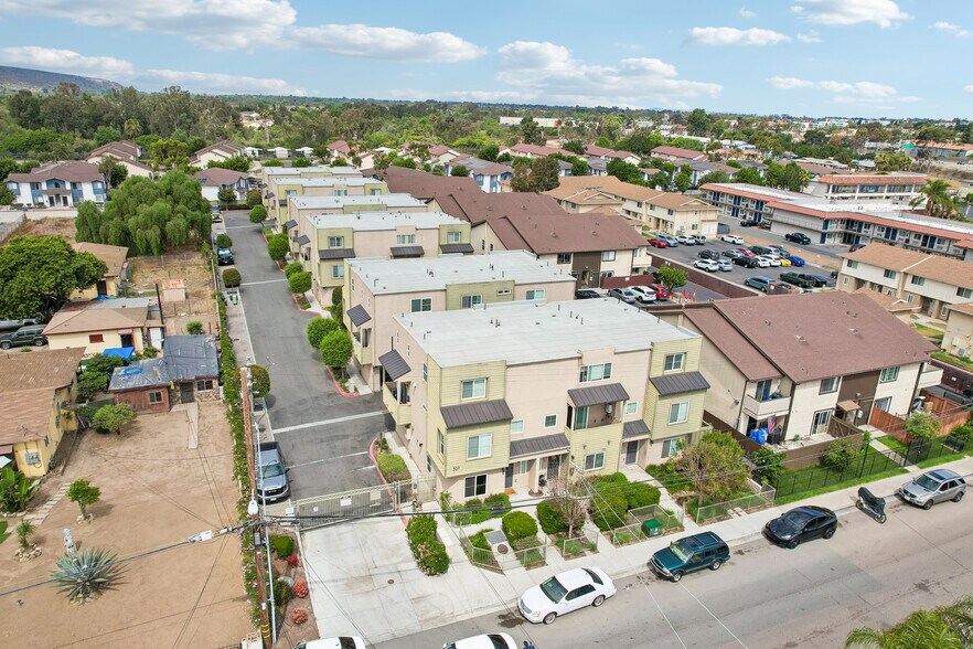 307 Sycamore Rd, San Ysidro, CA à vendre - Photo du bâtiment - Image 2 de 26