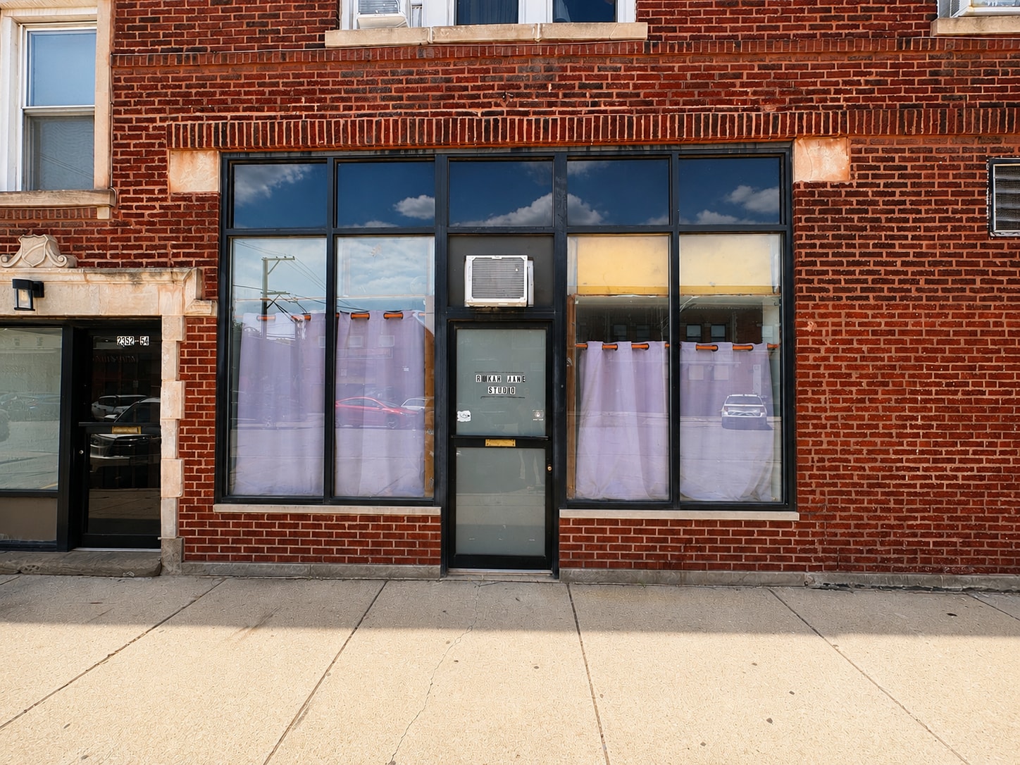 2354 N Saint Louis Ave, Chicago, IL for lease Interior Photo- Image 1 of 11