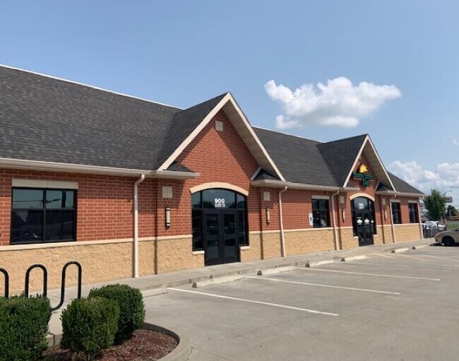 Plus de détails pour 900 E Walnut St, Carbondale, IL - Bureau/Médical à louer