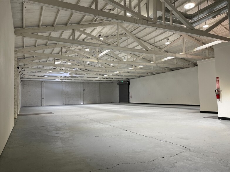 611 W Fremont St, Stockton, CA à louer - Photo intérieure - Image 3 de 13