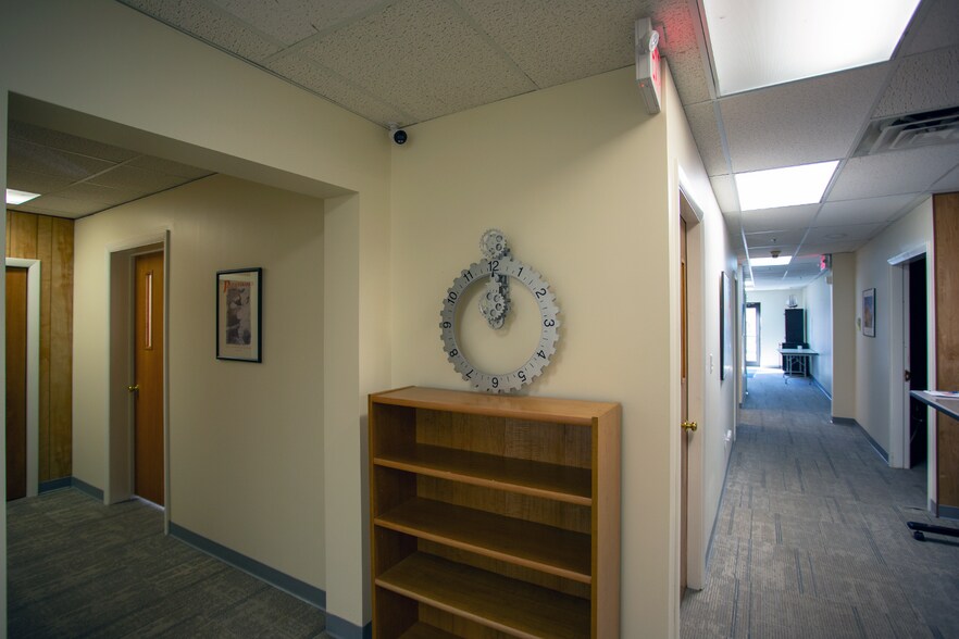 100 Domino Dr, Concord, MA à louer - Photo intérieure - Image 3 de 20