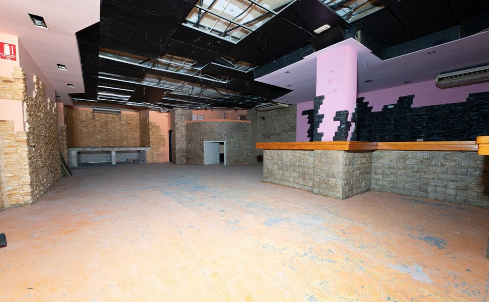 Retail in Albatera, Alicante for sale - Building Photo - Image 3 of 10