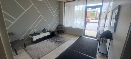 7736-7748 Madison St, Forest Park, IL à louer Photo intérieure- Image 2 de 2