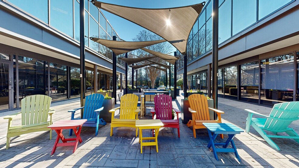 6025 The Corners Pky, Peachtree Corners, GA à louer - Numérisation 3D de Matterport - Image 2 de 55