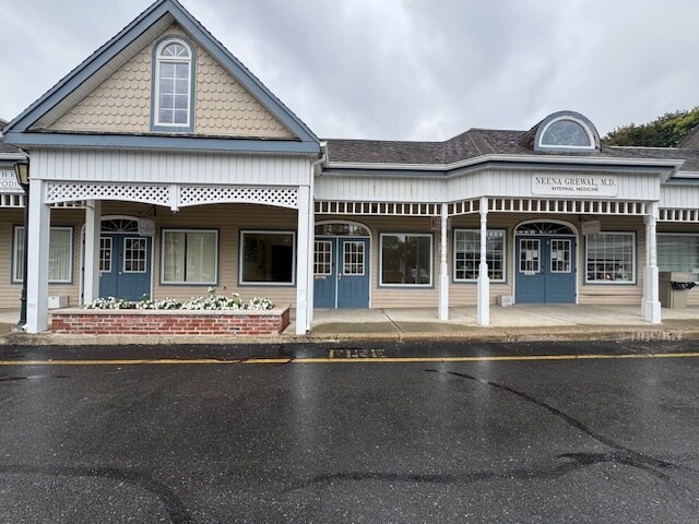 1-10 Liberty Square Mall, Stony Point, NY à louer - Photo du bâtiment - Image 1 de 9