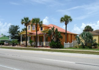Plus de détails pour 142 N Atlantic Ave, Cocoa Beach, FL - Commerce de détail à vendre